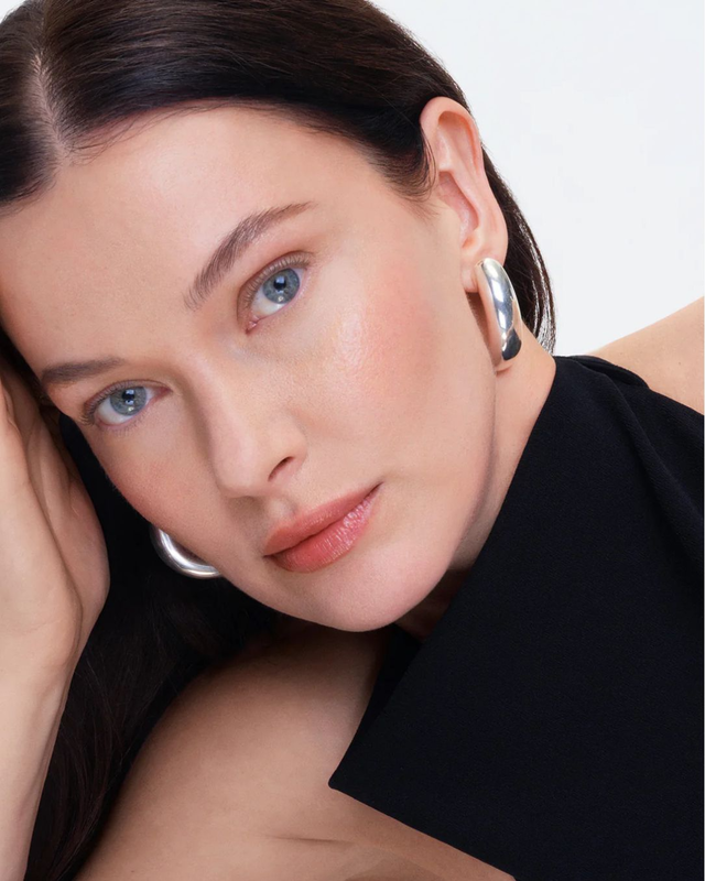 YULIA's profile picture