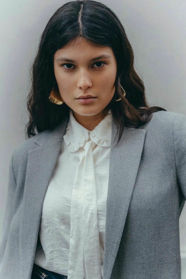 LOUNA's profile picture