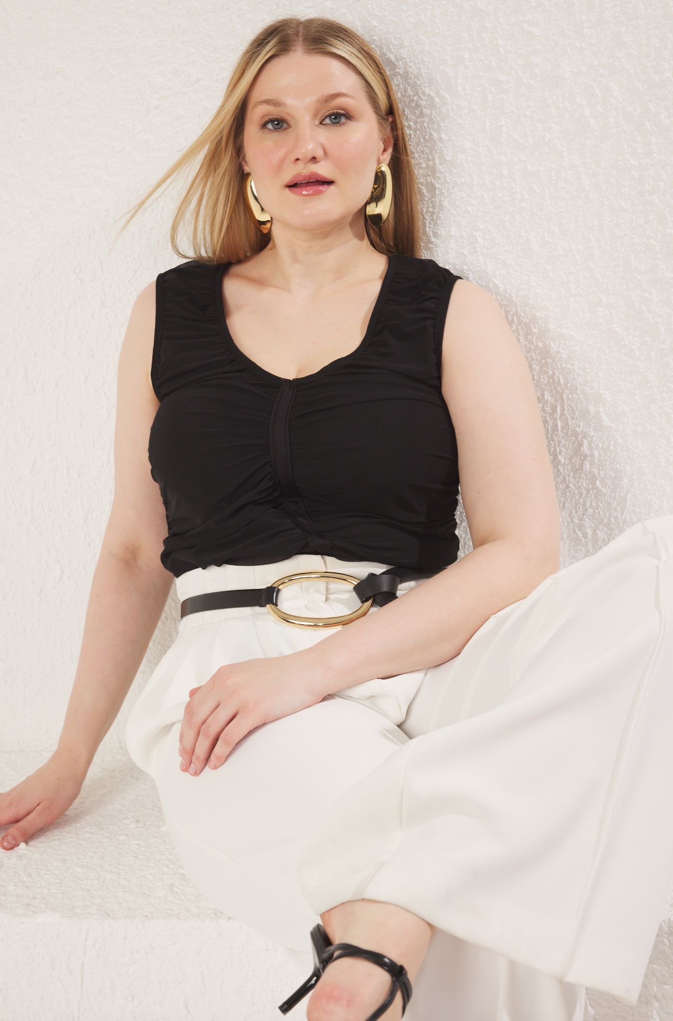 Aleksandra (Plus), represented by Respect Models · Portfolio