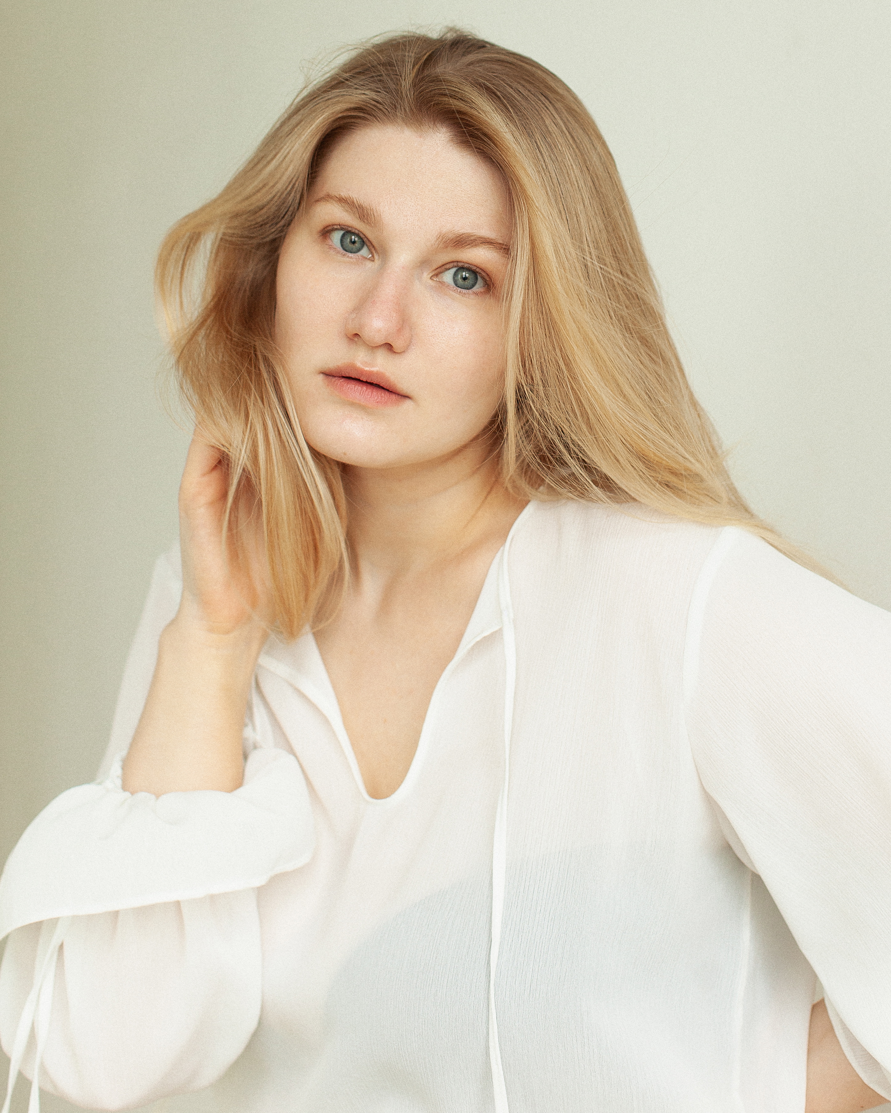 Aleksandra (Plus), represented by Respect Models · Portfolio