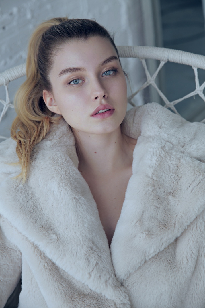 Alex Helis, represented by Respect Models · Portfolio