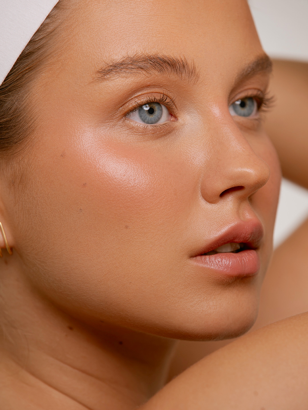 Alex Helis, represented by Respect Models · Portfolio