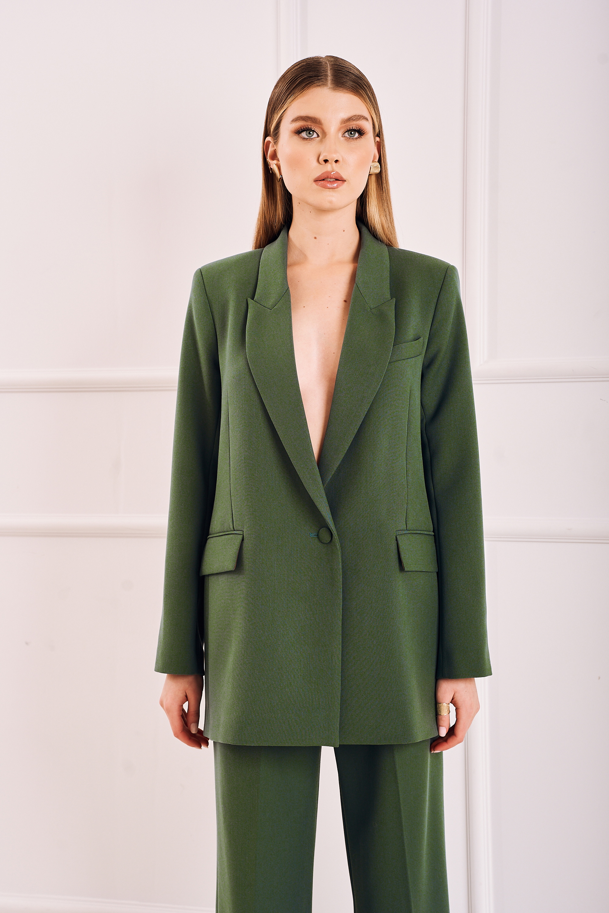 Alex Helis, represented by Respect Models · Portfolio