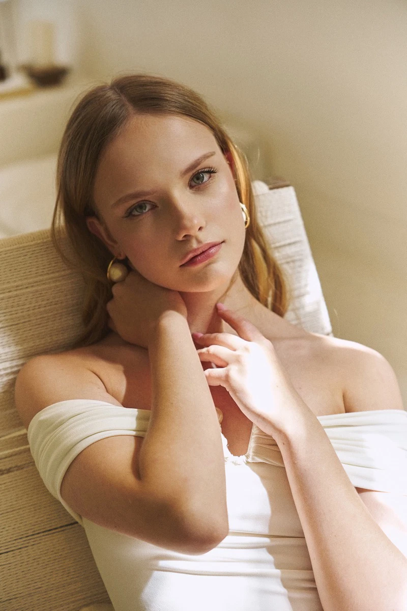 Anya Aristarkhova portfolio