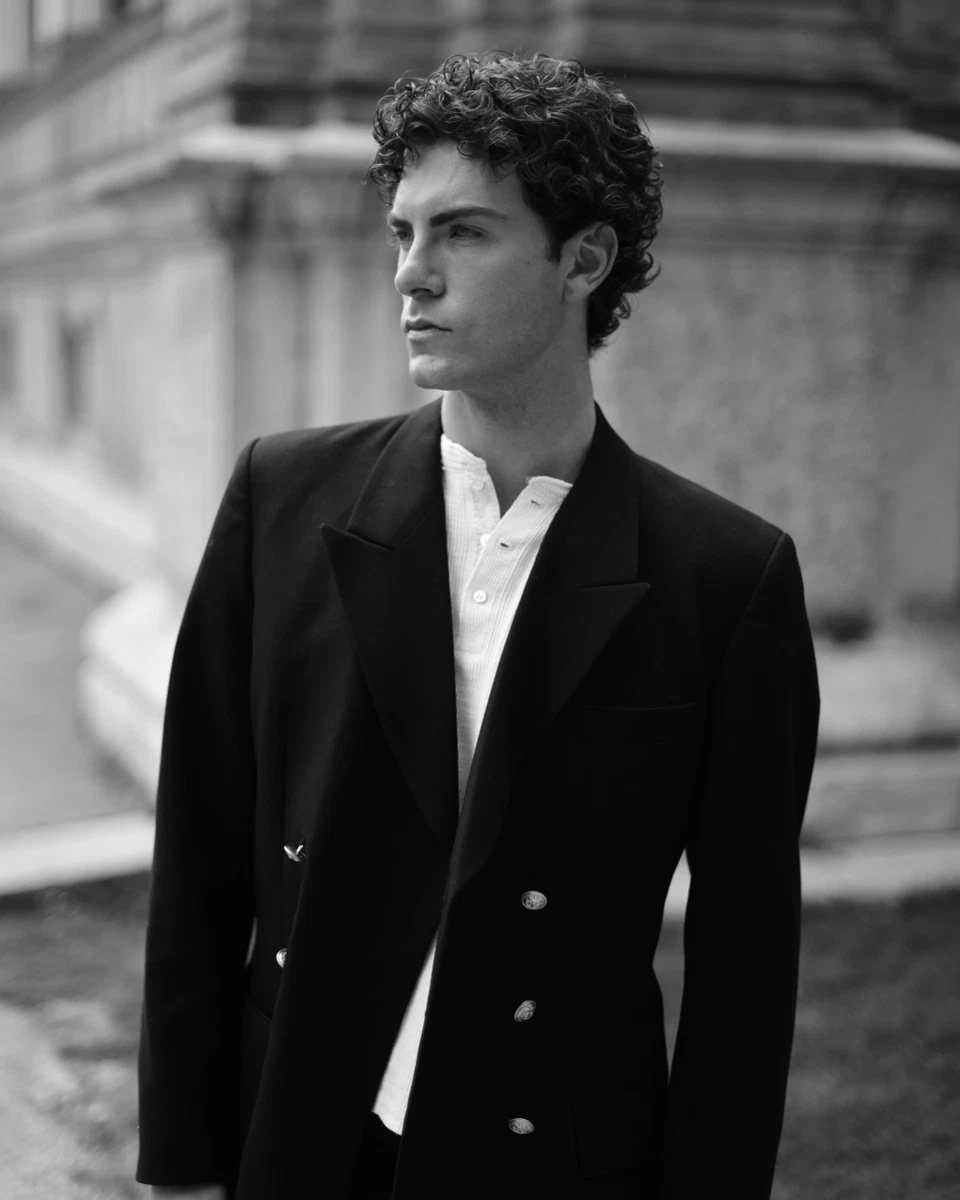 Isaac Tomat portfolio