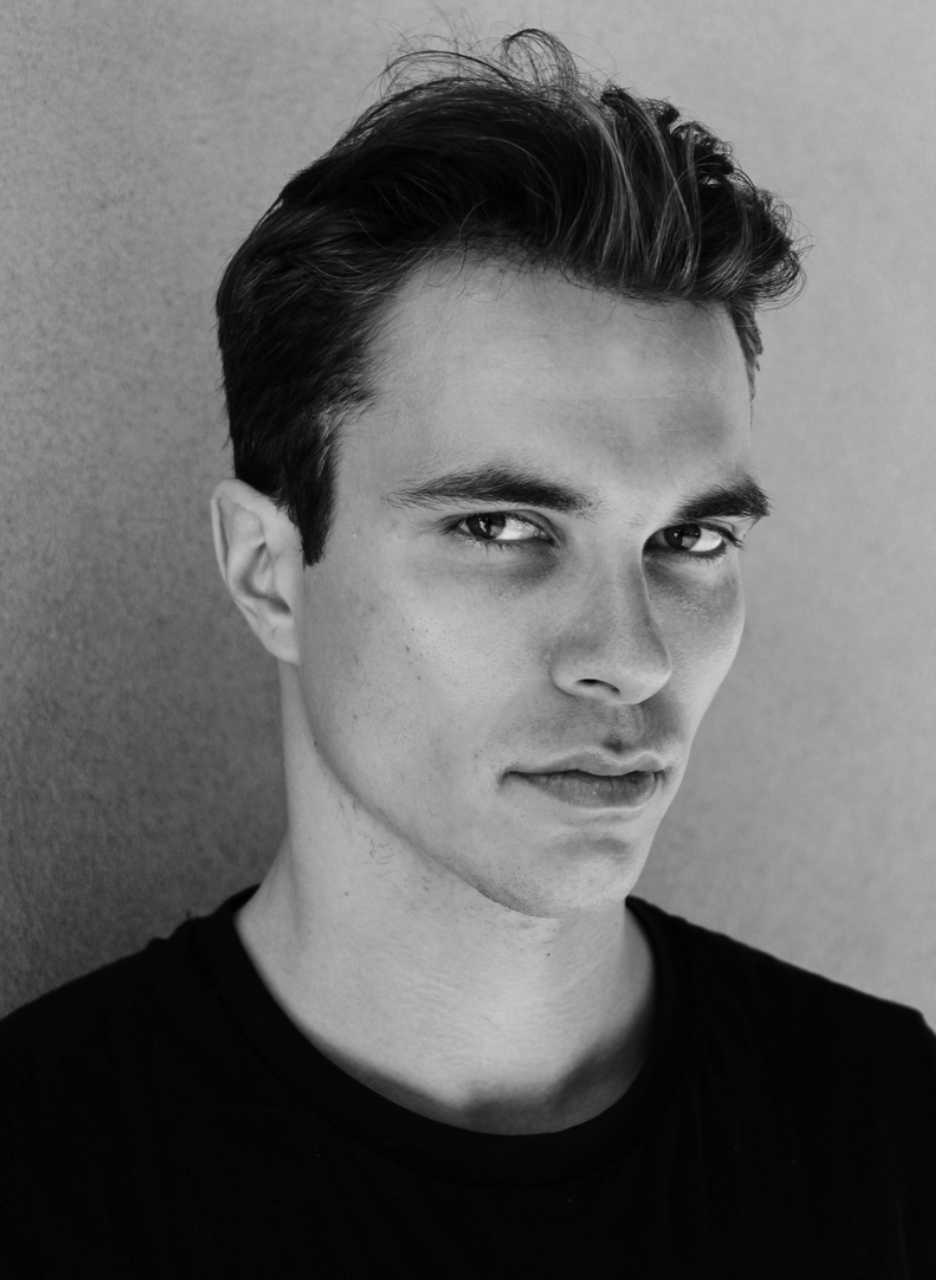 Adrian Romanowski, represented by Cool Models · Portfolio