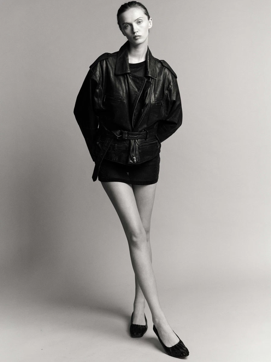 Victoria Avram portfolio