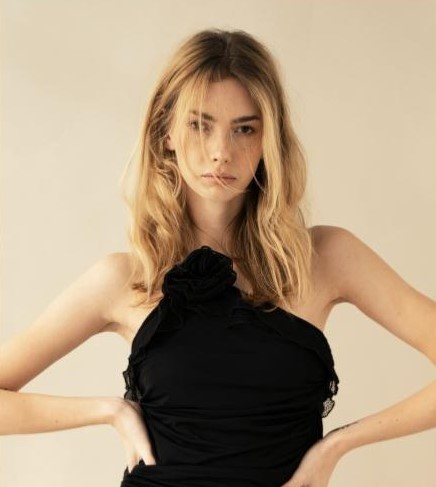 carolynn b portfolio image 27