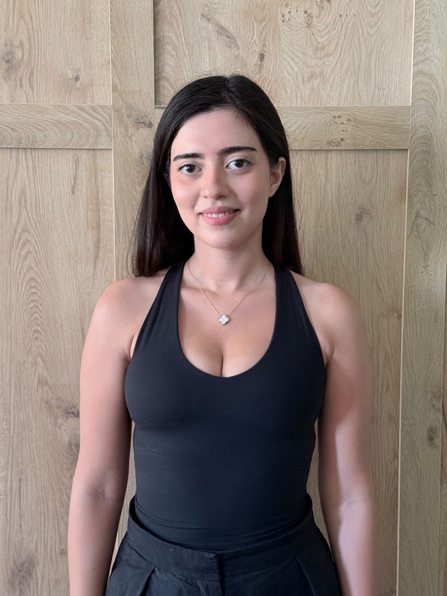 TARA PİRİAEİ's profile picture