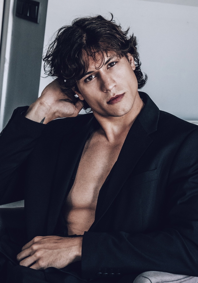 EGE KARABENLİ's profile picture