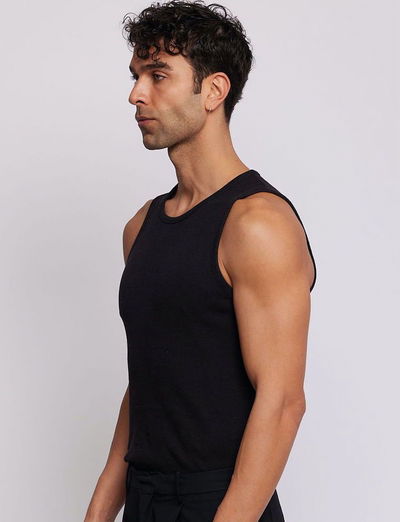 Example left profile image